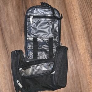 Kenneth Cole Reaction Black Toiletry Bag